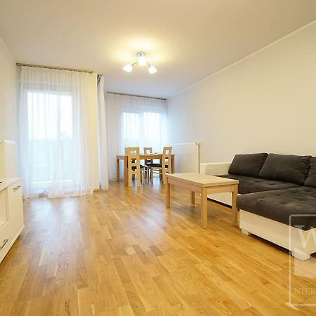 Modern Apartment-City Center-New Building-Garage ヴロツワフ エクステリア 写真